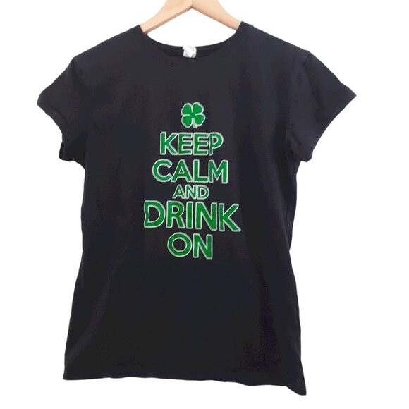 Keep Calm and Drink On Shamrock Leaf Graphic Shortsleeve Womens Tee by QH XL - Picture 1 of 5
